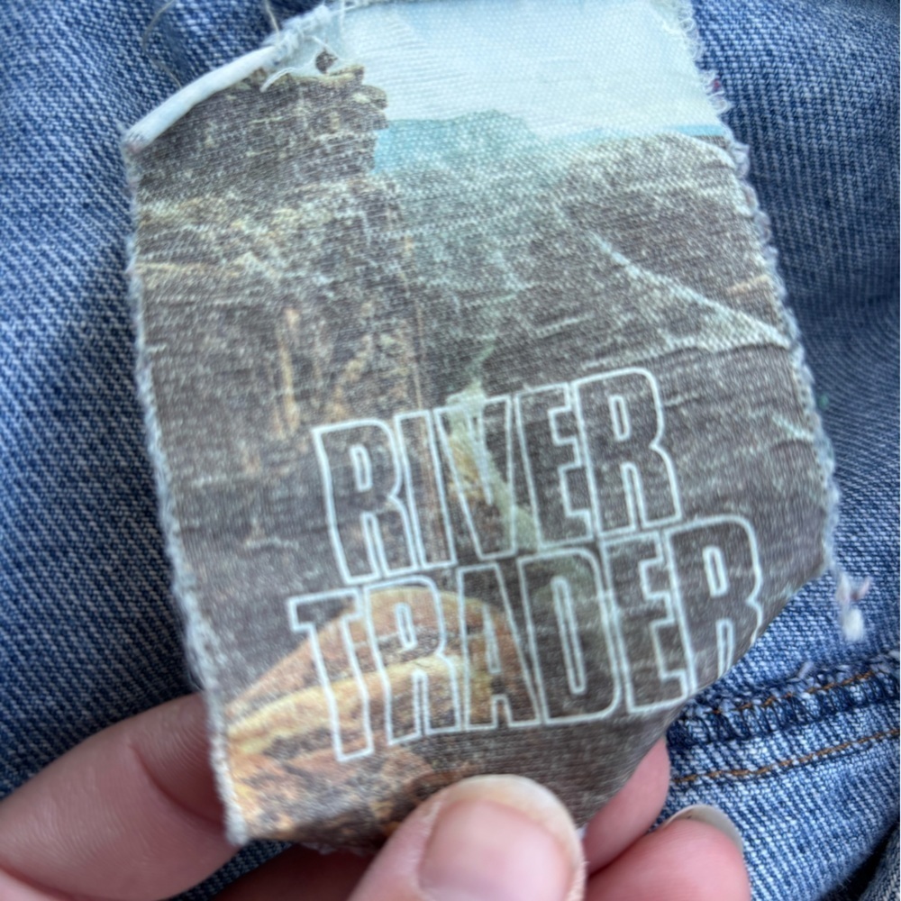 VTG River Trader Denim Distressed Jean Jacket Trucker size small *FLAW - Picture 5 of 9